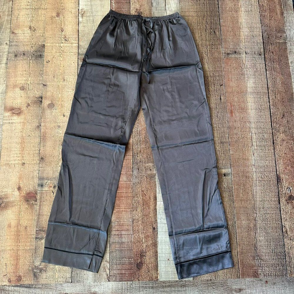 Joan Vass Women's Short sleeve Button Down and Pajama Bottoms Gray Black Pj Set - Picture 4 of 14